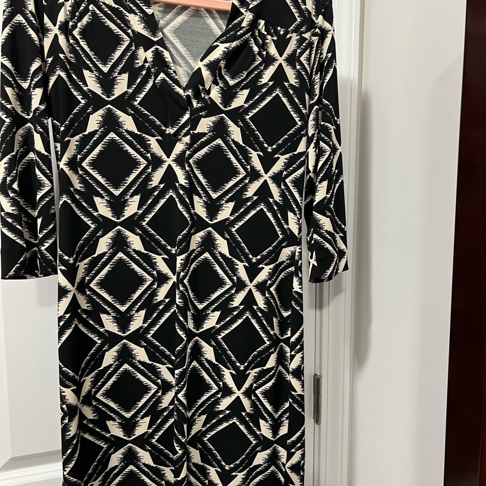 Banana Republic Black and Cream Geometric Dress
